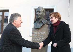 ODKRITJE DOPRSNEGA KIPA JOŽETU UDOVIČU 20 FOTO LJUBO VUKELIČ
